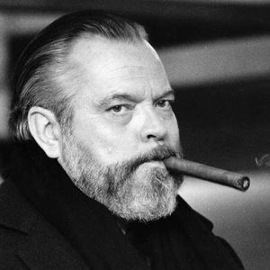 Meet your Posher, Bobby